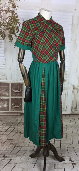 Original 1940s 40s Vintage Green And Red Plaid Cotton Dress With Pleated Skirt