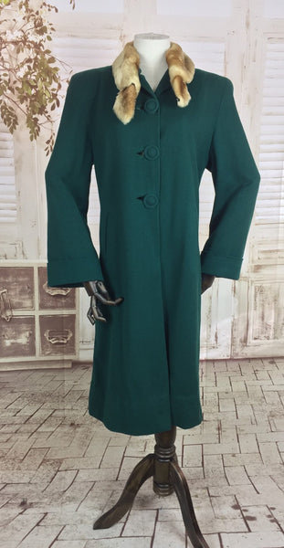 Original 1940s 40s Vintage Emerald Green Wool Coat With Faux Fur Collar With Panelled Back