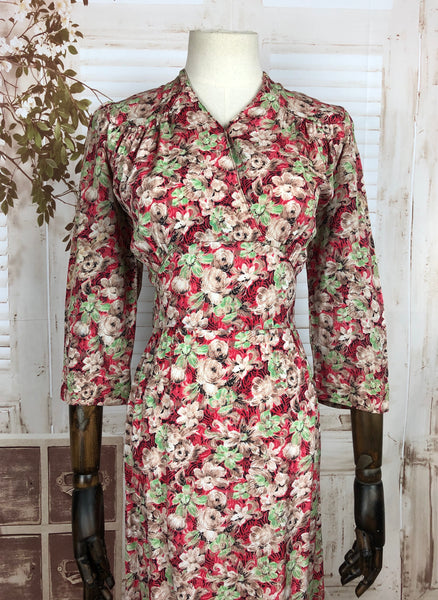 Original 1940s 40s Vintage Red Green And Brown Floral Crepe Dress