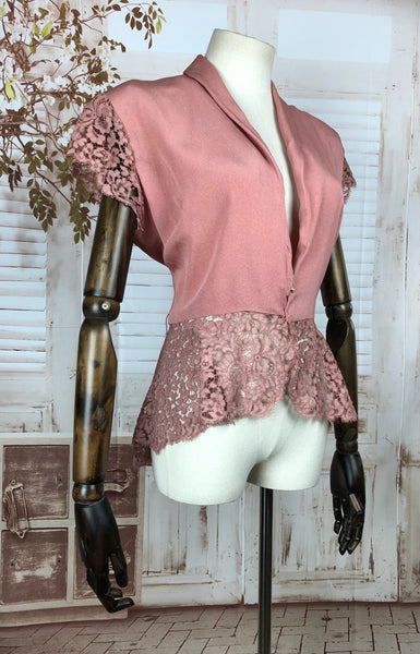 Original 1940s 40s Vintage Pale Pink Crepe And Lace Top
