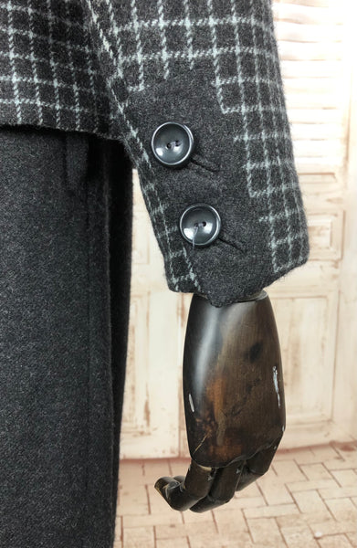 Beautiful 1940s 40s Vintage Dark Grey Check Wool Suit By Peck & Peck