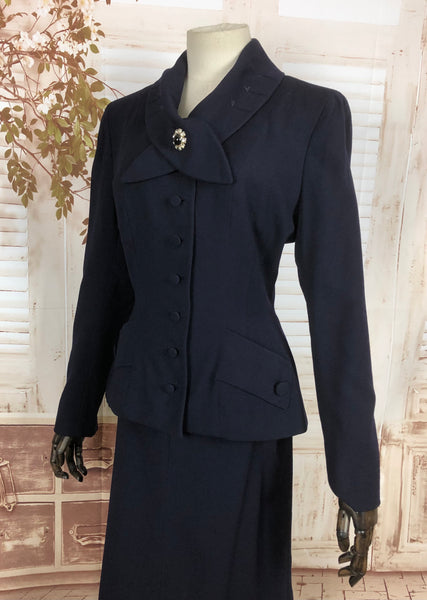 Original 1950s 50s Vintage Navy Blue Suit With Arrow Details and Amazing Collar By Buddy Bates