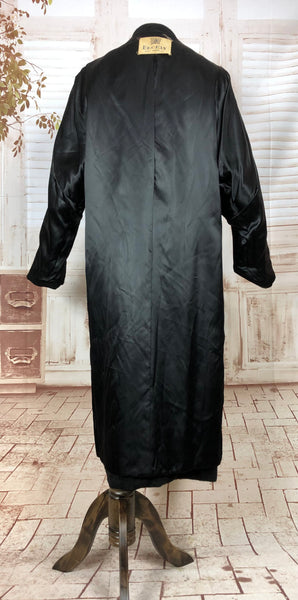 LAYAWAY PAYMENT 2 OF 3 - RESERVED FOR SAIRA - Fabulous Late 1920s 20s / Early 1930s 30s Volup Black Vintage Coat With Pleated Back