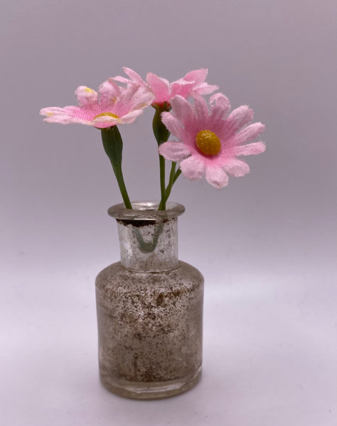 Gorgeous Vintage Pink Daisy Flower Buttonhole Boutonnière