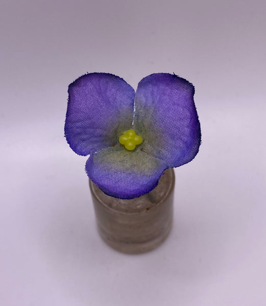Gorgeous Vintage Purple Sweet Pea Flower Buttonhole Boutonnière