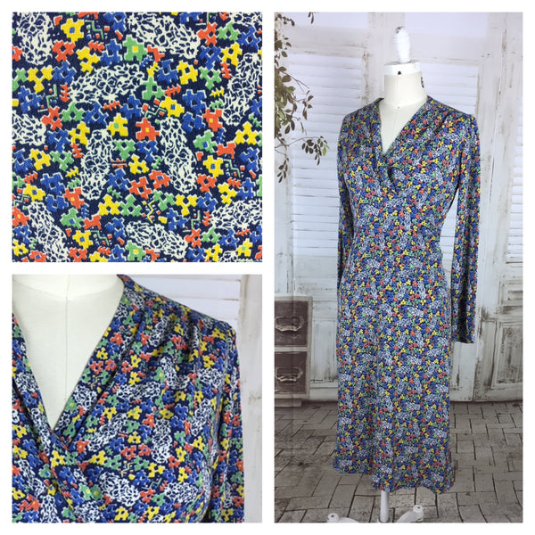 Original 1930s 30s Vintage Bright Floral Print Day Dress With Pleated Bodice