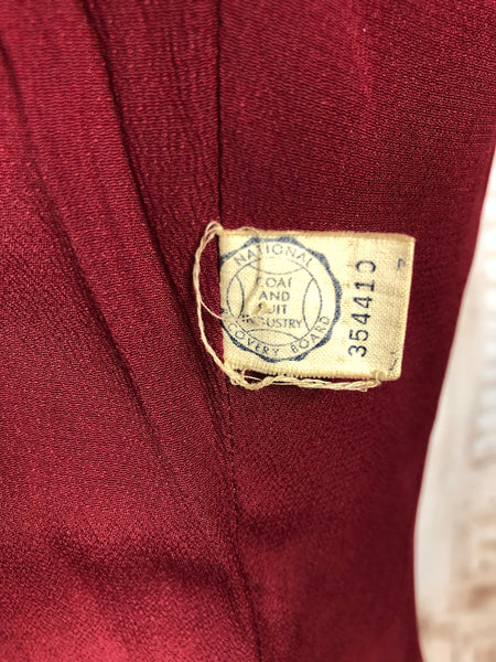 LAYAWAY PAYMENT 1 OF 2 - RESERVED FOR LILIAN - Super Rare Original 1950s 50s Vintage Deep Red Lilli Ann Blazer With Dagger Collar