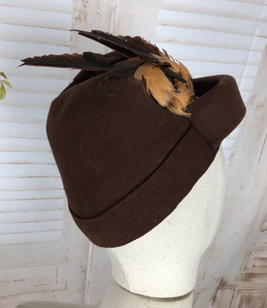 Original Vintage Brown 1940s 40s Felt Tilt Hat With Decorative Feathers