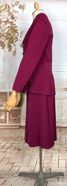 Stunning Original 1940s Vintage Fuchsia Pink Collarless Peck & Peck Skirt Suit