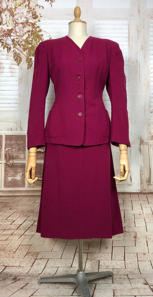 LAYAWAY PAYMENT 1 OF 2 - RESERVED FOR ANJA - Amazing Original 1940s Vintage Fuchsia Pink Collarless Skirt Suit