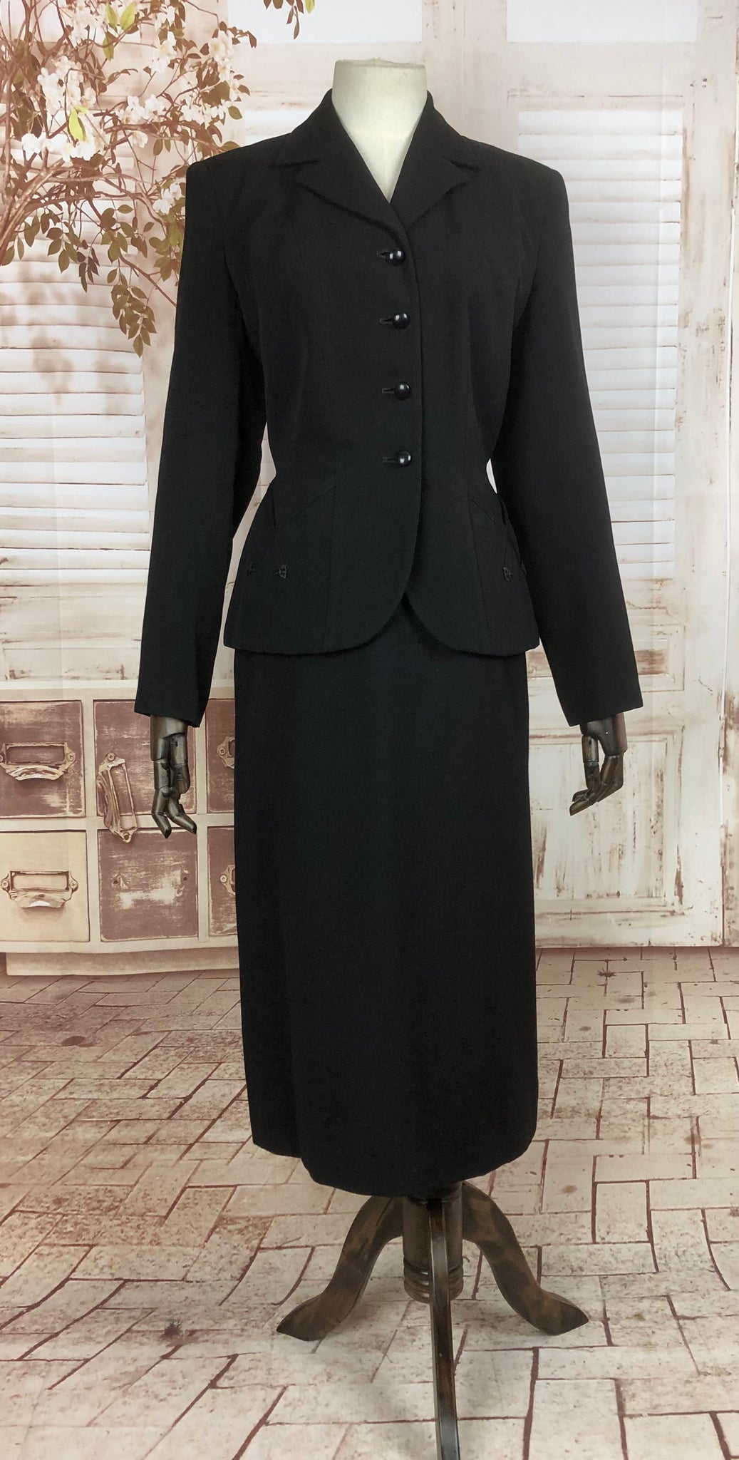 RESERVED FOR MAGGIE - Original 1940s 40s Vintage Black Suit With Fabul ...