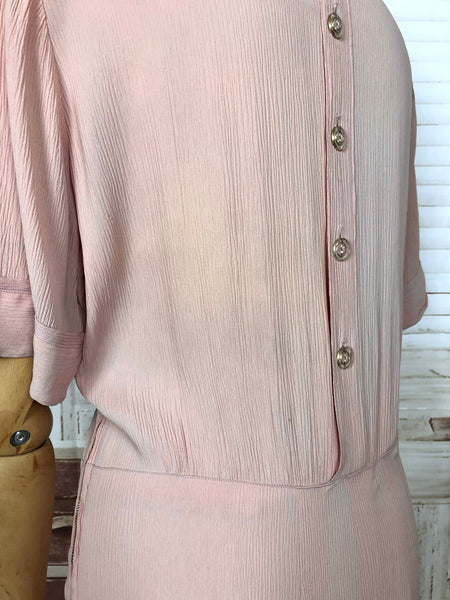 Fabulous Late 1930s / Early 1940s Volup Vintage Pleated Pale Pink Crinkle Crepe Dress