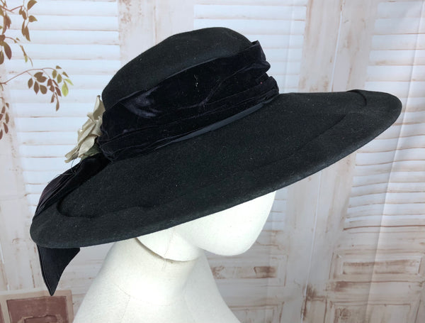Huge 1940s 40s Vintage Black Saucer Platter Hat With Flowers