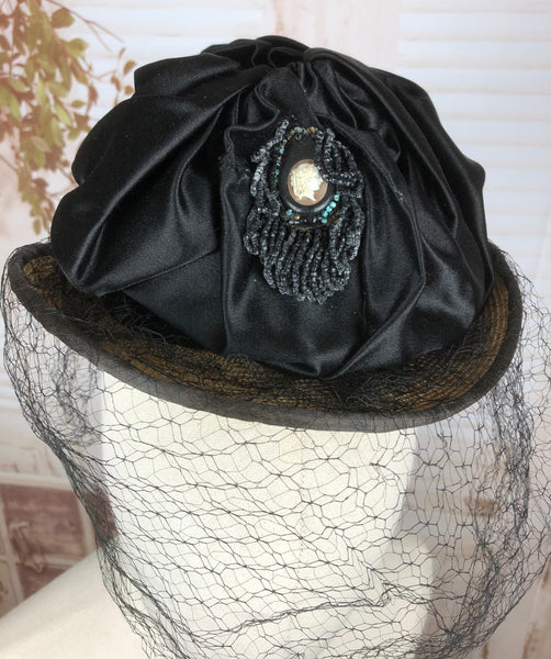 Original Vintage 1940s 40s Does Victorian Revival Hat With Cameo Exhibited At The Imperial War Museum