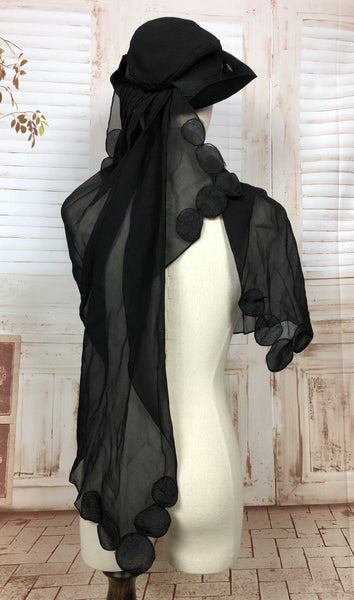 Stunning Original 1930s 30s Black Veiled Wimple Hat