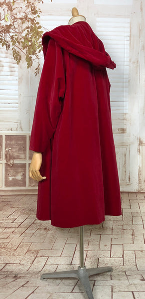 Amazing Original Late 1940s 40s Volup Vintage Hooded Lipstick Red Velvet Coat