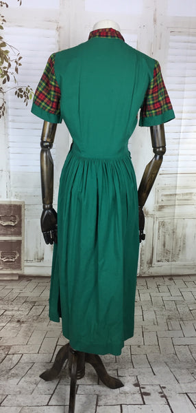 Original 1940s 40s Vintage Green And Red Plaid Cotton Dress With Pleated Skirt