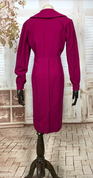 Vivid Original Vintage Late 1930s 30s / Early 1940s 40s FuchsIa Pink Wool Dress