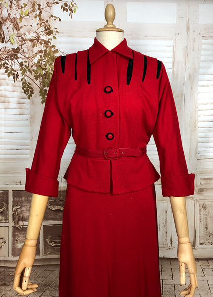 Amazing Original 1940s Vintage Red Belted Suit With Black Accents By Juliette Originals