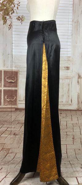 LAYAWAY PAYMENT 1 OF 2 - RESERVED FOR LAURENA - Original 1930s 30s Vintage Volup Black And Gold Satin Lounge Pyjamas