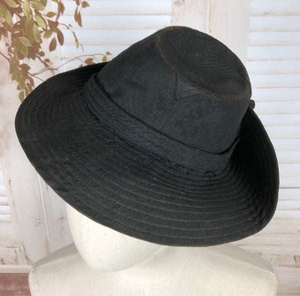 Original 1930s 30s Vintage Black Crepe Fedora Hat With Topstitching