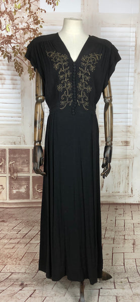 Original 1940s 40s Vintage Black Crepe Evening Gown With Soutache Embroidered Lamé Bodice