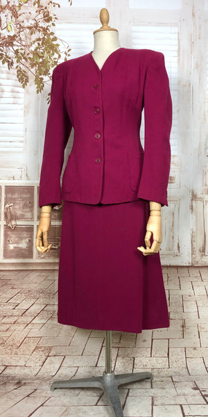 LAYAWAY PAYMENT 1 OF 2 - RESERVED FOR ANJA - Amazing Original 1940s Vintage Fuchsia Pink Collarless Skirt Suit