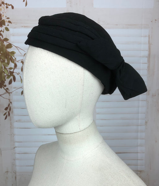 Original 1930s 30s Vintage Black Crepe Turban Cap