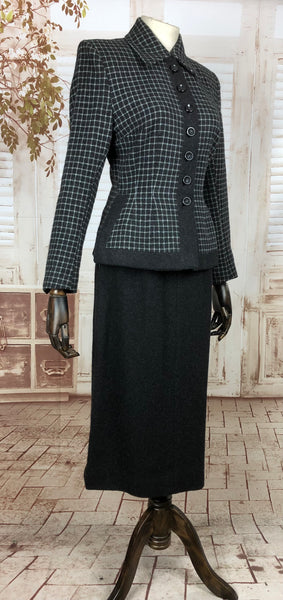 Beautiful 1940s 40s Vintage Dark Grey Check Wool Suit By Peck & Peck