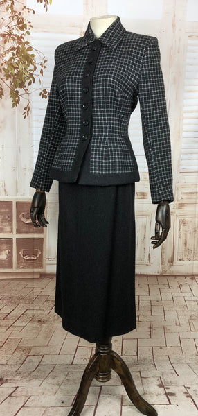 Beautiful 1940s 40s Vintage Dark Grey Check Wool Suit By Peck & Peck