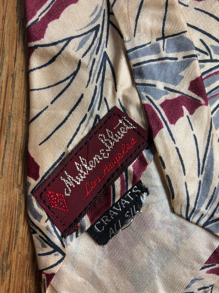 Beautiful Original Late 1930s / Early 1940s Burgundy Steel Blue And Cream Leaf Motif Silk Swing Tie