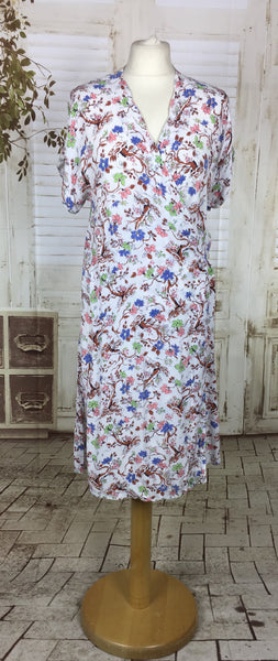 Original 1940s 40s Vintage White Crepe Novelty Print Of Trees And Flowers Wrap Day Dress