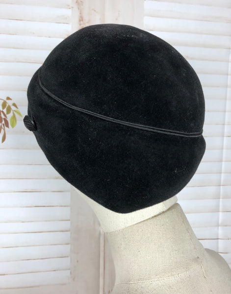 Original Late 1950s 50s Vintage Black Velvet Hat