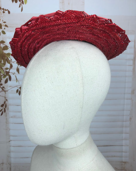 Fabulous Original 1940s 40s Vintage Red Pleated Straw Tilt Hat