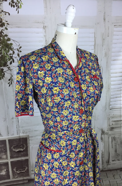 Original 1950s Vintage Novelty Print Floral House Dress With Red Bakelite Buttons