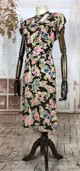 Amazing Original Vintage 1940s 40s Novelty Print Crepe Dress With Sequins