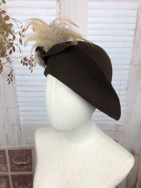Original 1940s 40s Vintage Brown Hat With Feather Decoration