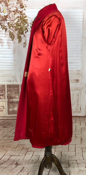 Super Rare Original 1940s 40s Vintage Red Swing Coat With Grey Astrakhan Collar By Carl Of New York