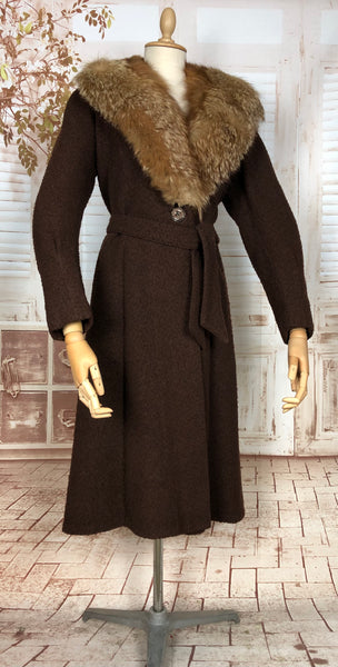 Exquisite Original 1930s Vintage Belted Brown Boucle Wool Fit And Flare Coat With Large Fox Fur Collar