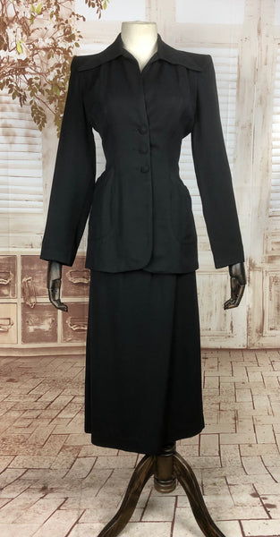 Incredible 1940s 40s Vintage Black Wasp Waist Femme Fatale Suit With Button Details