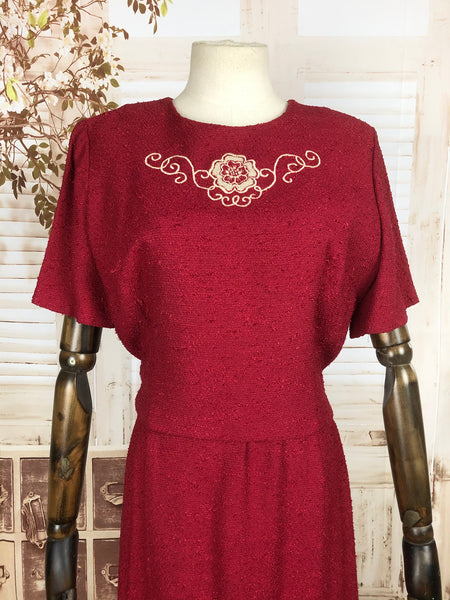 Original Early 1950s 50s Volup Vintage Red Knit Dress with Floral Embroidery