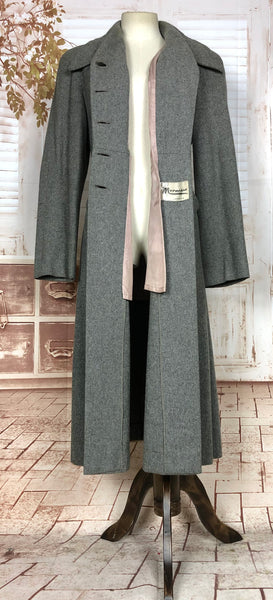 Gorgeous Original 1940s Vintage Grey Belt Back Princess Coat
