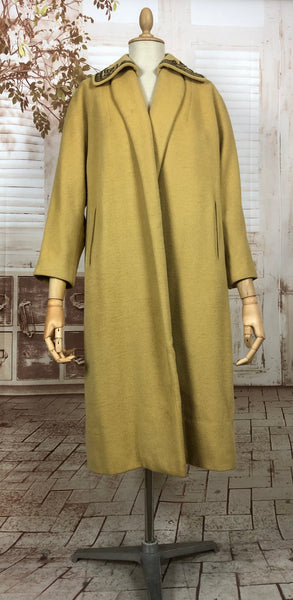 Fabulous Original 1950s 50s Vintage Mustard Yellow Swing Coat With Gold Bullion Lamé Embroidery