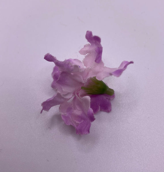 Gorgeous Vintage Lilac Flower Buttonhole Boutonnière