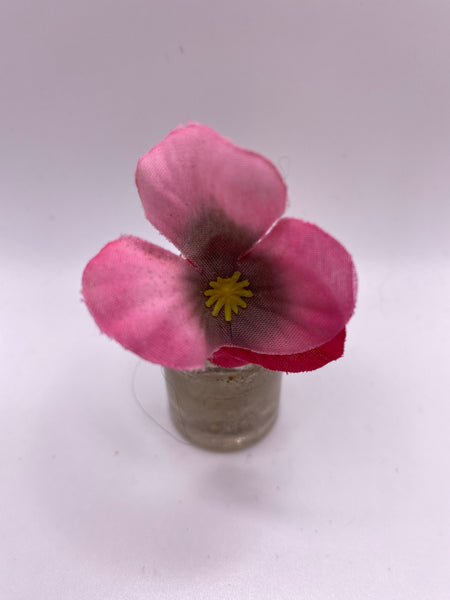 Gorgeous Vintage Pink Sweet Pea Flower Buttonhole Boutonnière