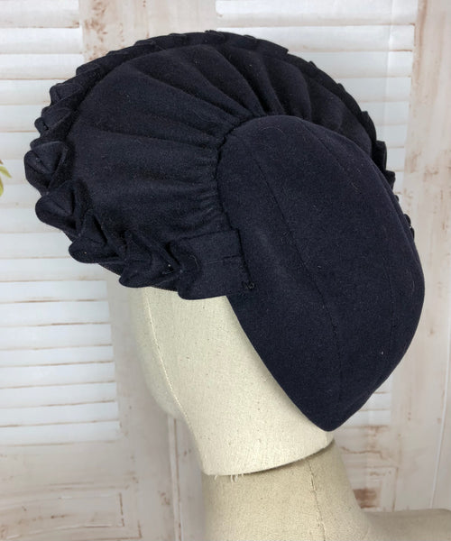 Incredible Original 1940s 40s Navy Pleated Halo Hat