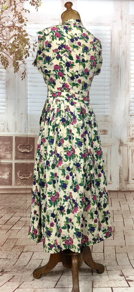 Stunning Original 1940s 40s Vintage Floral Print Silk Dress