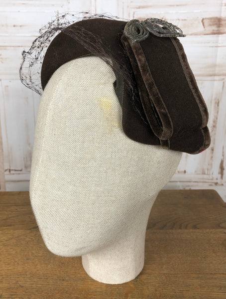 Sweet Original Late 1940s / Early 1950s Brown Fur Felt Cap With Beading