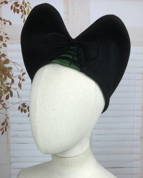 Super Rare 1940s 40s Vintage Heart Shaped Halo Hat With Green Lace Detail