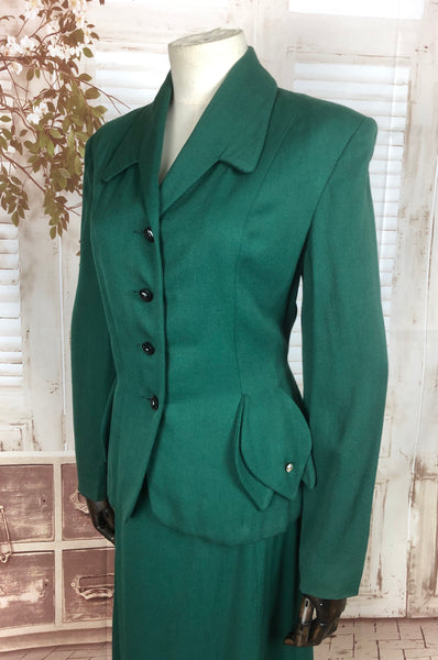 Original 1940s 40s Vintage Forest Green Gab Gabardine Skirt Suit With Petal Pocket Decoration